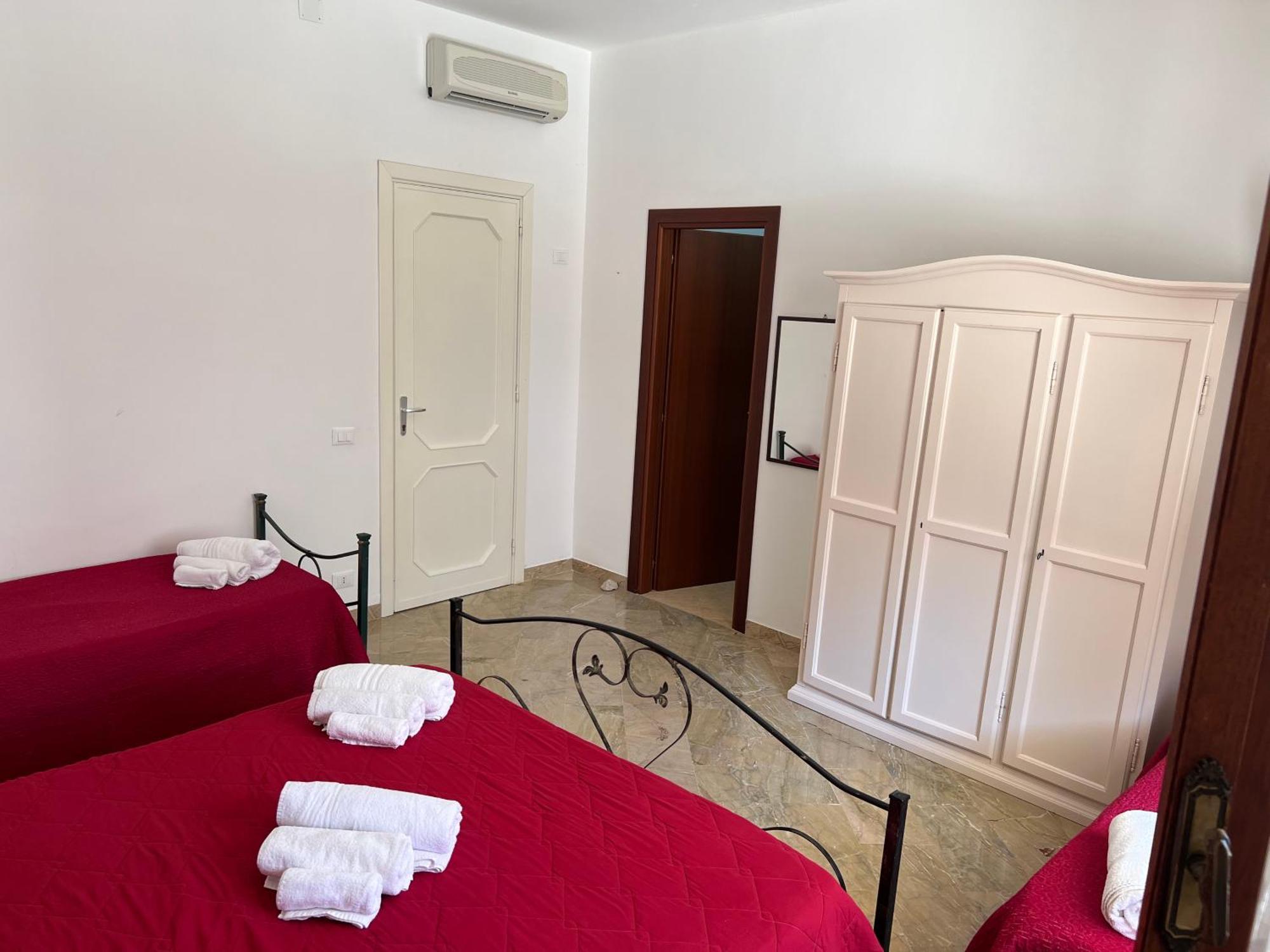 كاستيلوزو Villa Dolce Vita Rooms المظهر الخارجي الصورة