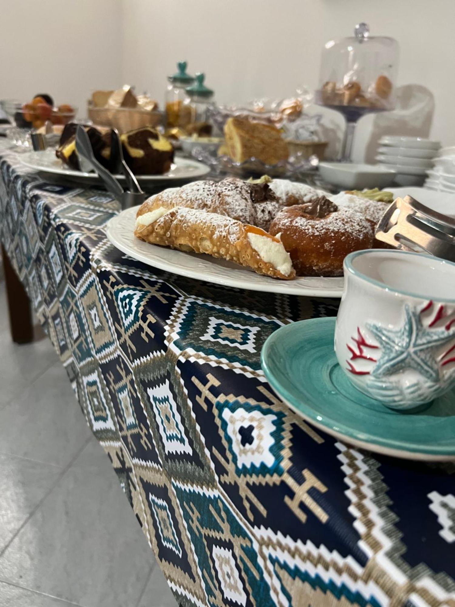 كاستيلوزو Villa Dolce Vita Rooms المظهر الخارجي الصورة